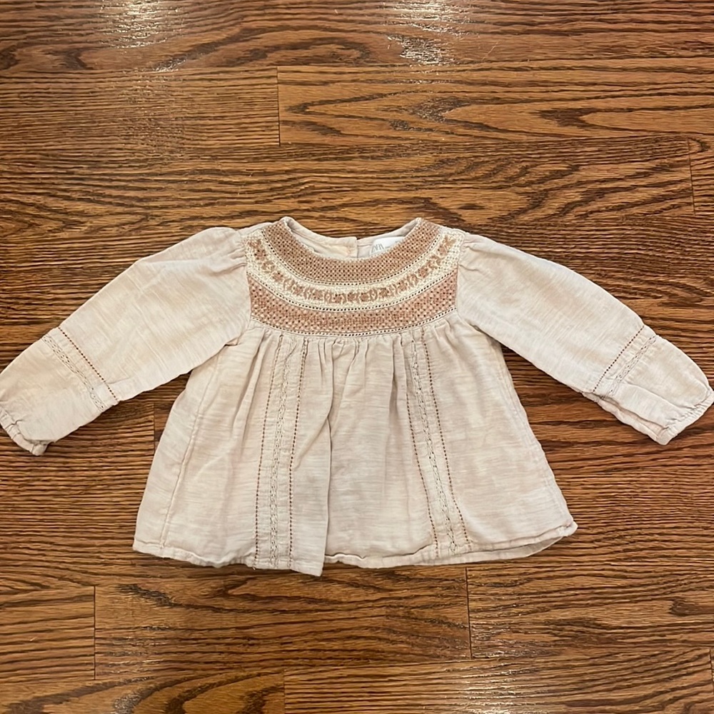 Zara girls long sleeve embroidered top